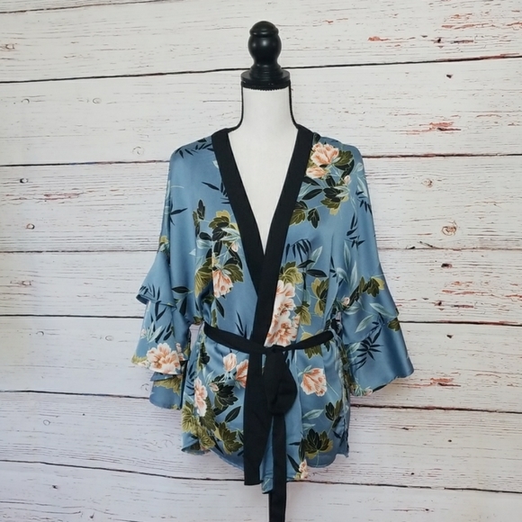 MISSGUIDED // kimono wrap floral ruffle jacket - Picture 2 of 10
